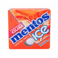 Chewing gum with orange and mint flavor Ice Mentos