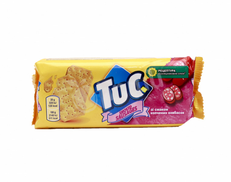 Salty cracker with smoked sausage flavor Tuc