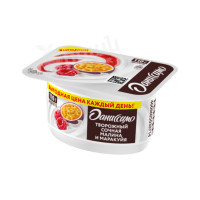 Curd product with juicy raspberries and passion fruit Danissimo