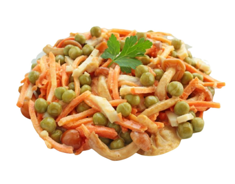 Salad with carrots and green peas